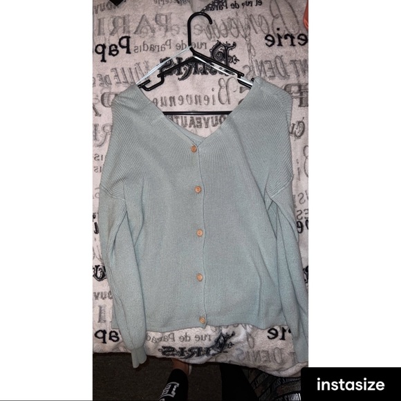 Sweater - Picture 2 of 2